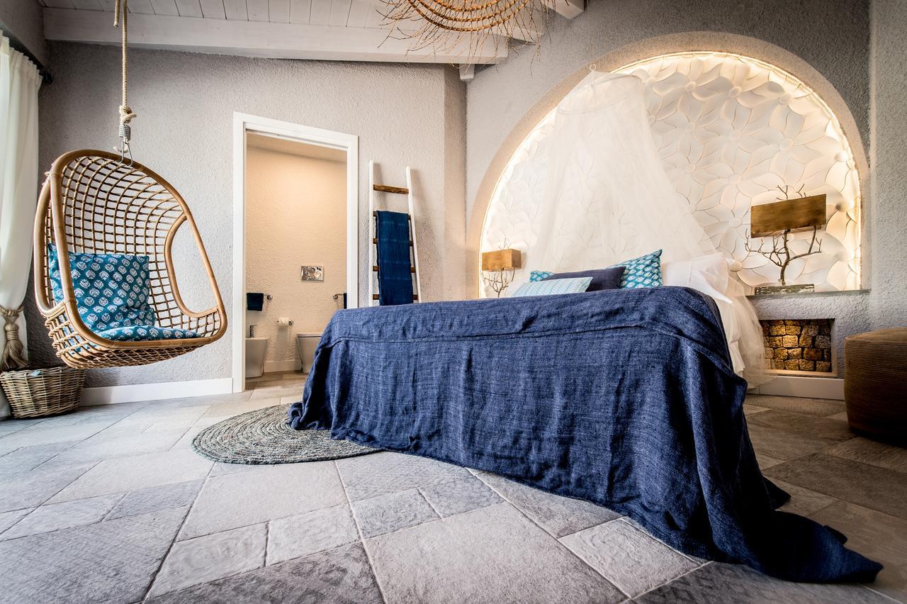 Boutique Hotel Capo Blu Santa Margherita di Pula Buitenkant foto