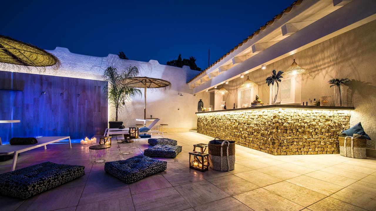 Boutique Hotel Capo Blu Santa Margherita di Pula Buitenkant foto